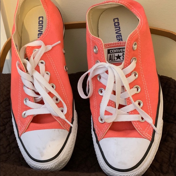 Shoes, been wore 2 times. - Picture 2 of 2